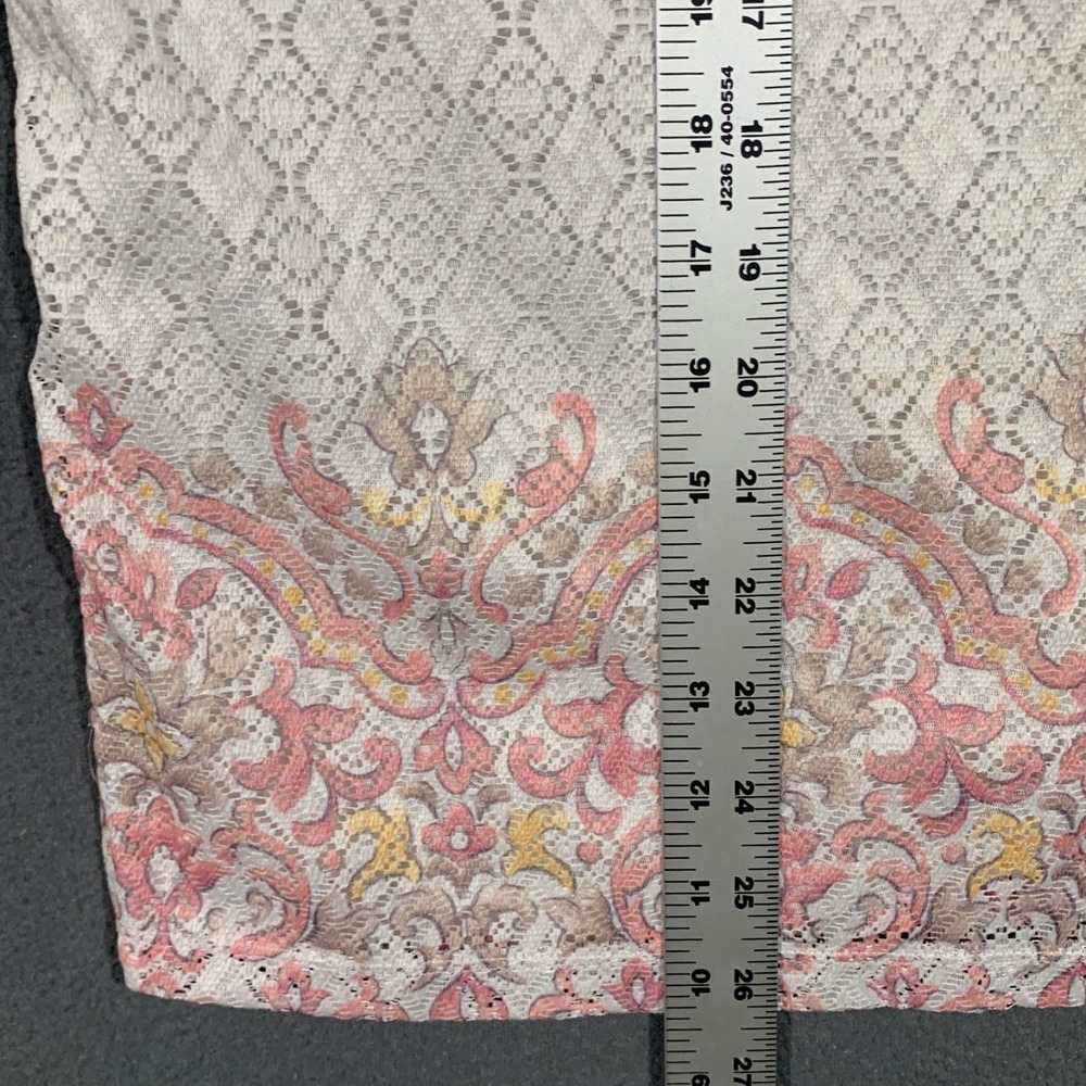 Alfred Dunner Woman 1X White Lace Overlay Beaded 3/4 Sleeve Top Plus Size Fairy - Picture 4 of 5